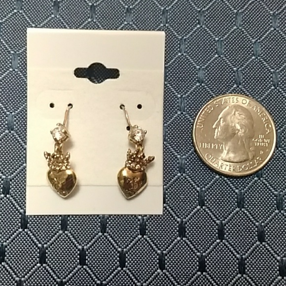 Juicy Couture Jewelry - Juicy Couture gold Earrings